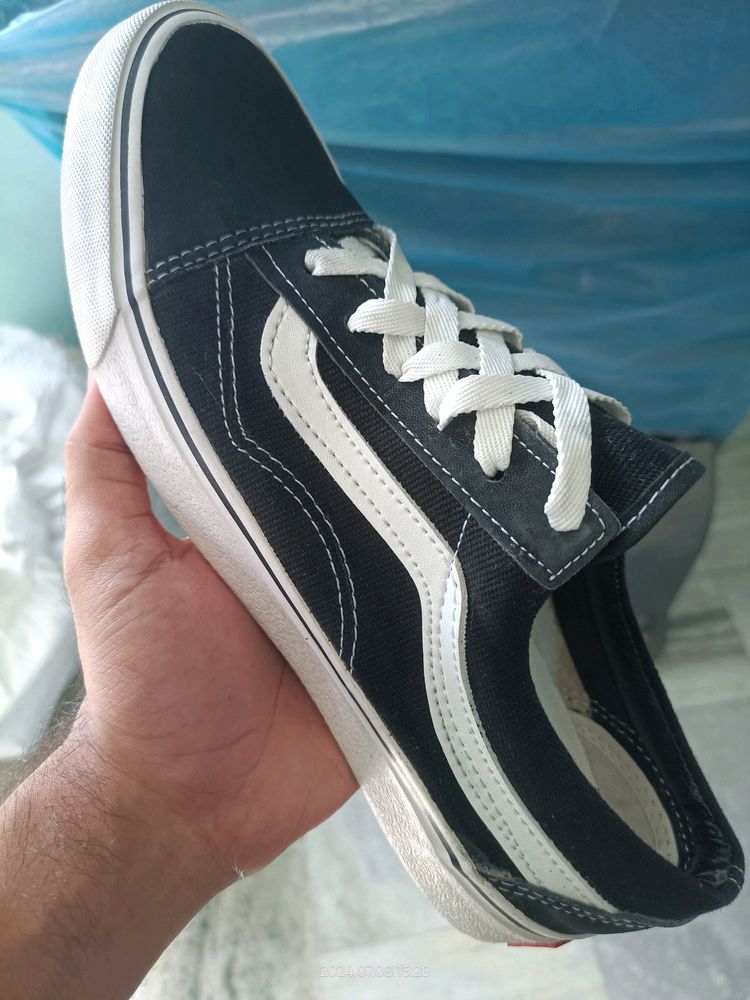 Vans Shoe