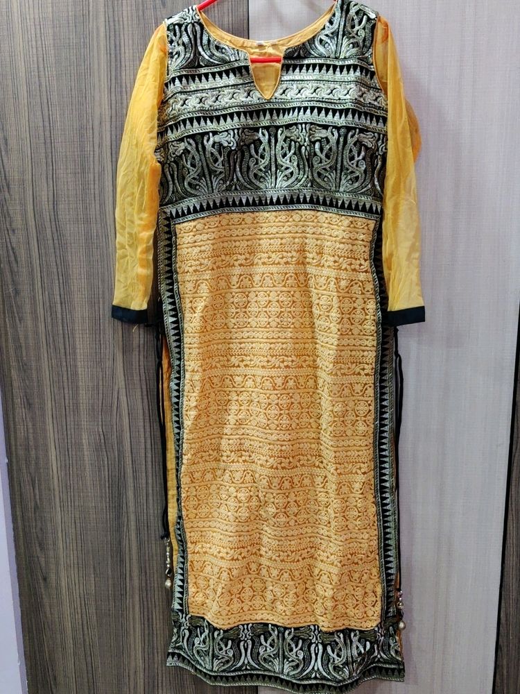 New Party Wear Kurta Set