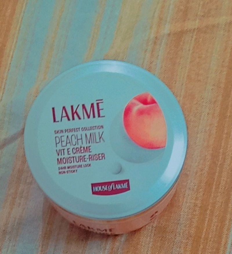 Lakme Peach Milk