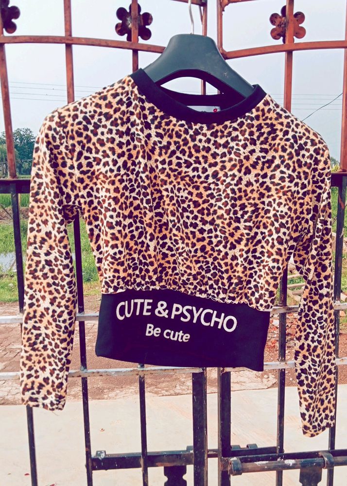 Leopard Printed Crop Top