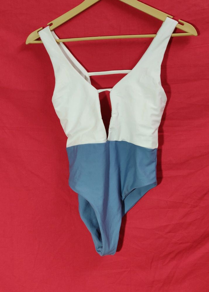 Girls Bodysuit Size S