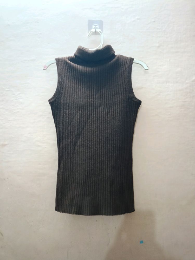 Sleeveless Sweater Tshirt  For  Women