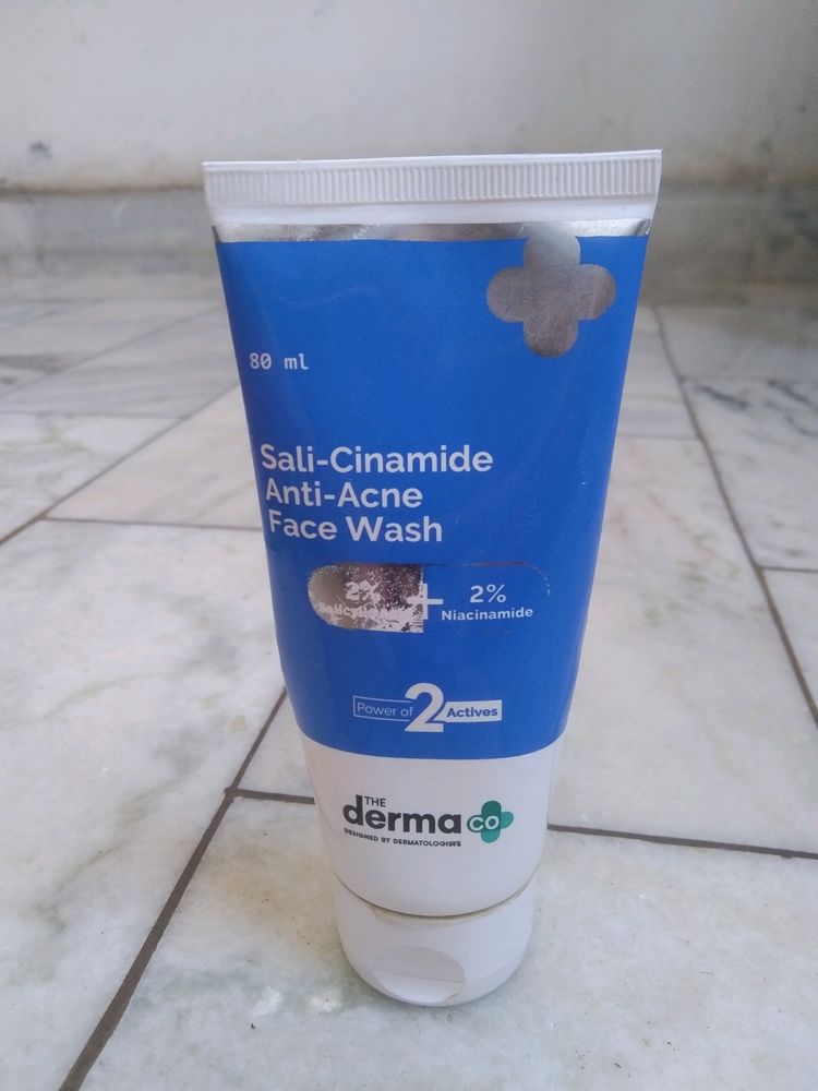 The Derma Co Face Wash