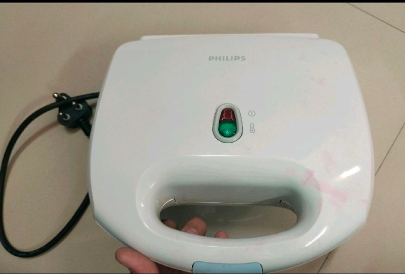 Philips Sandwich Maker HD2384 (2-3 TIMES USED)