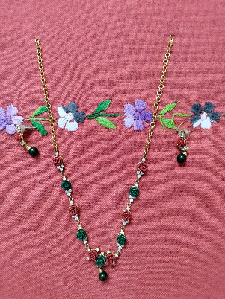 Rose Jewellery Set