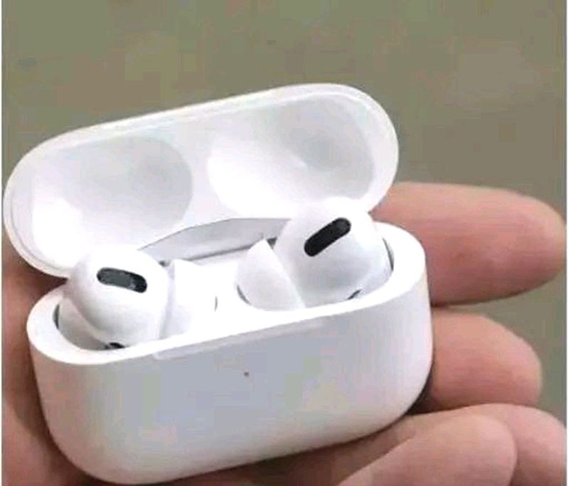 New Stylish Earbuds