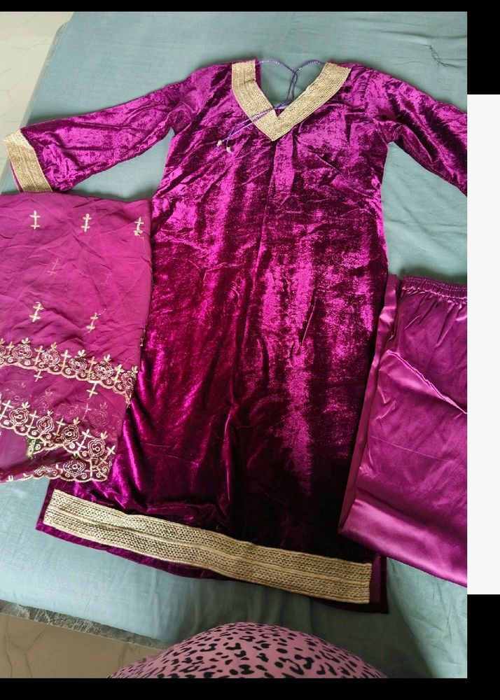 Velvet Kurta Set