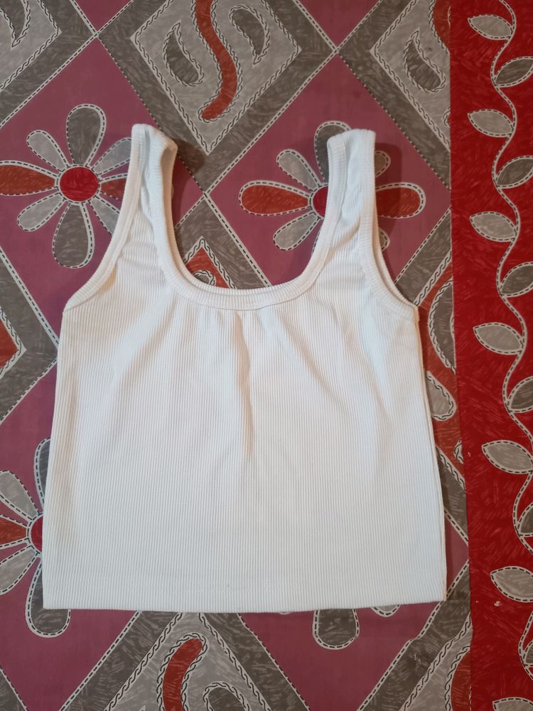 White Crop Sando