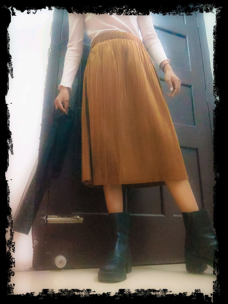 Velvet  Brown Urbanic Copied Skirt