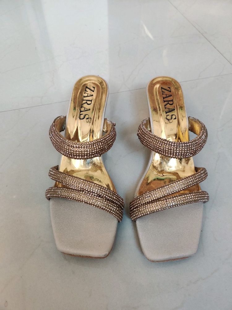 Zaras golden dimond Heels