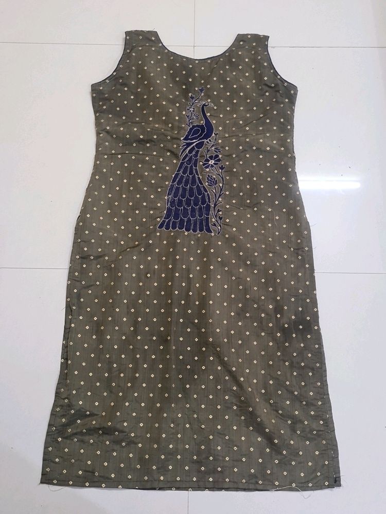 Kurti With Leggins and Dupatta At 157 Only