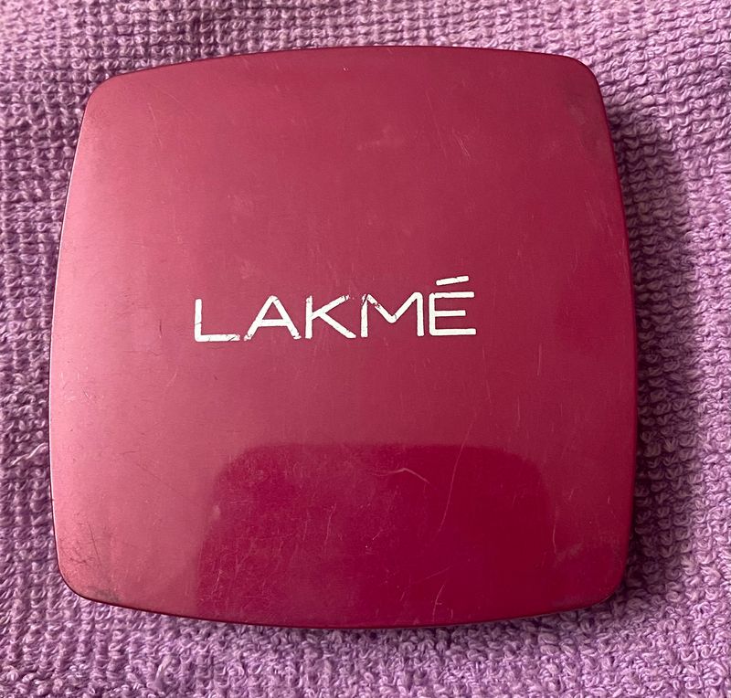 Lakme Compact Powder