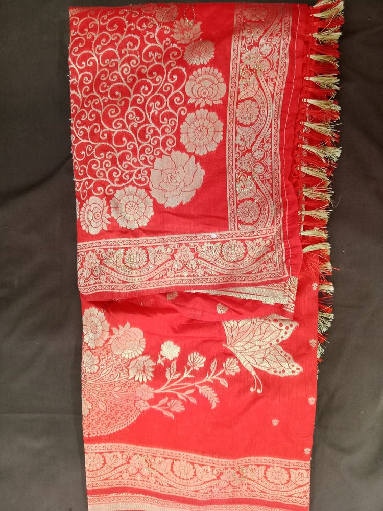 Dola Silk Saree With Siroski