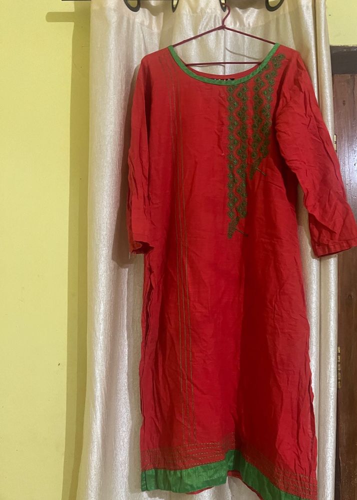 Red Kurta