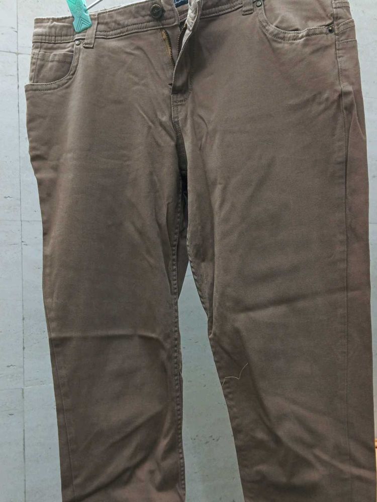 Woman's Formal Pant