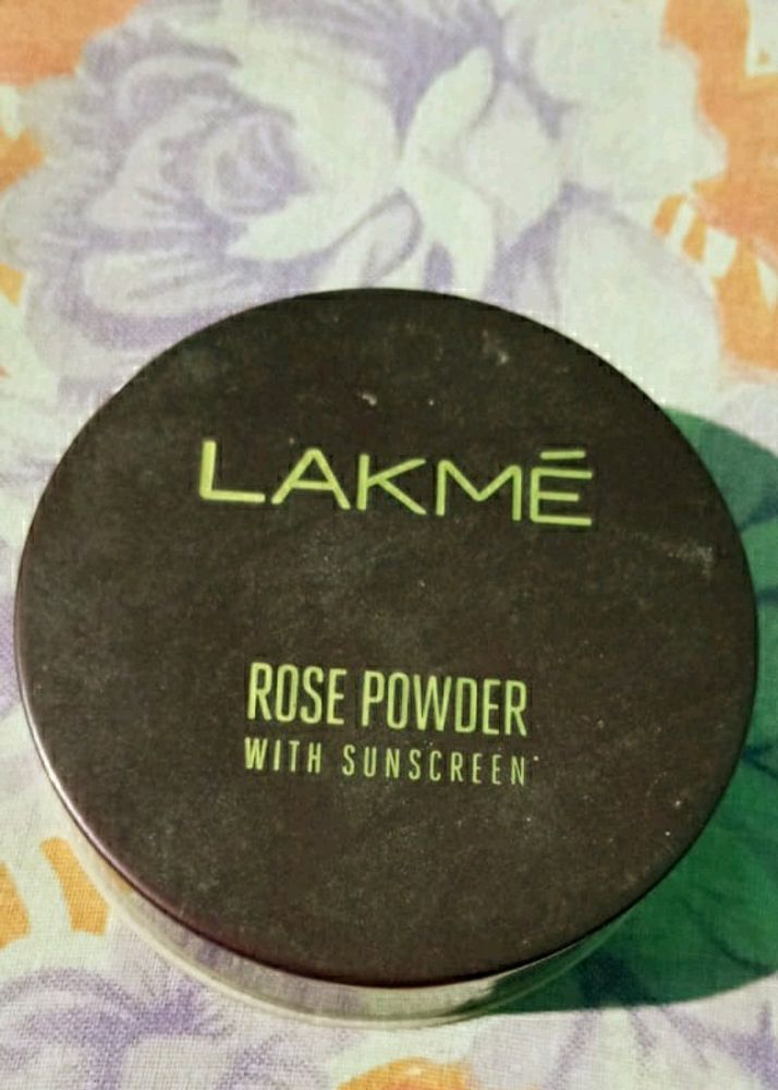 LAKME ROSE POWDER WITH SUNSCREEN &FREE PEARS SOAP