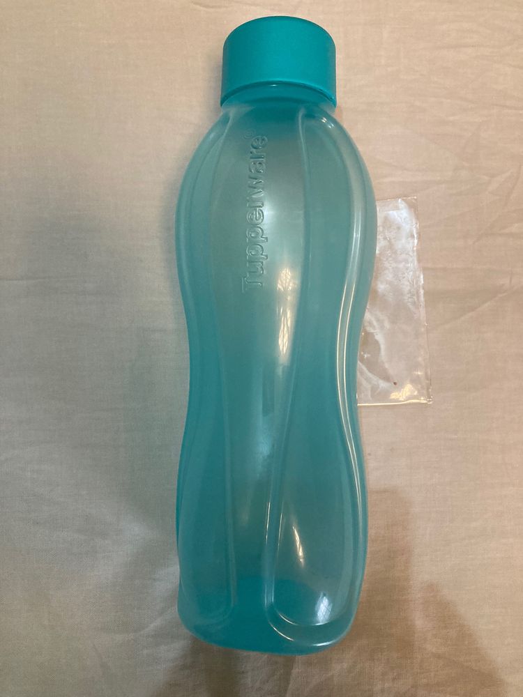 Tupperware New Water Bottle 1 Litter