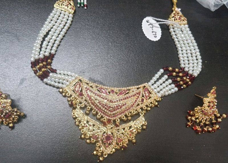 Navaratan Gold Plated Jaddau Necklace Set