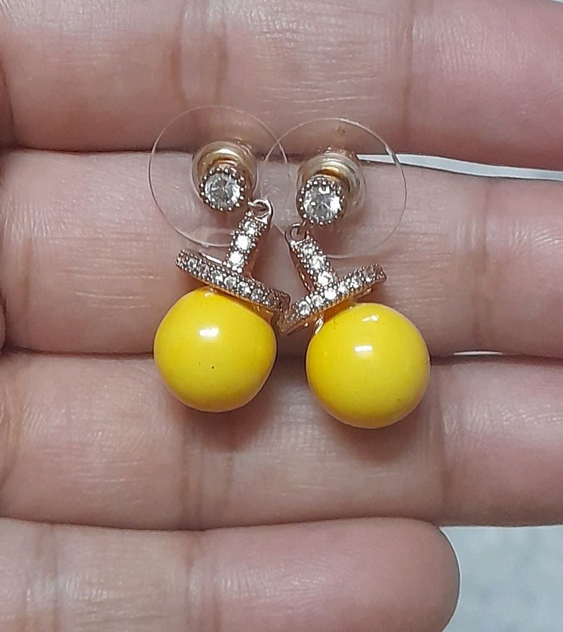 Pop Yellow Earrings