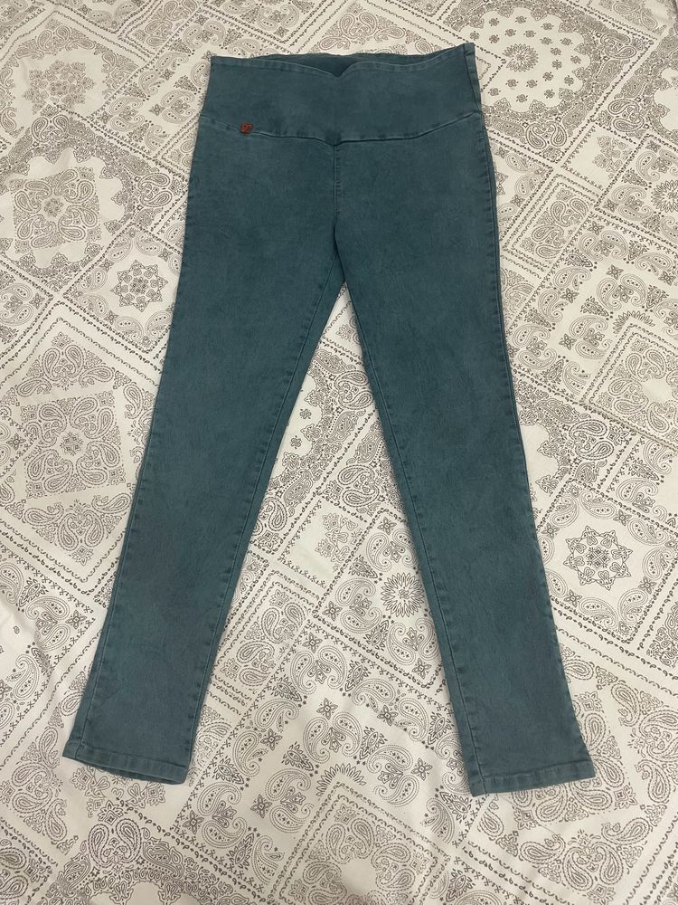 Unique Color Jeggins