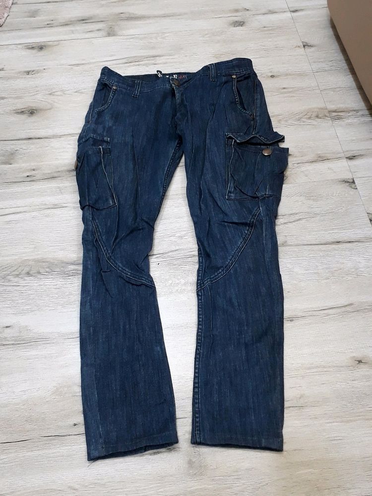 Blue Cargo Jean's size 30 SH014