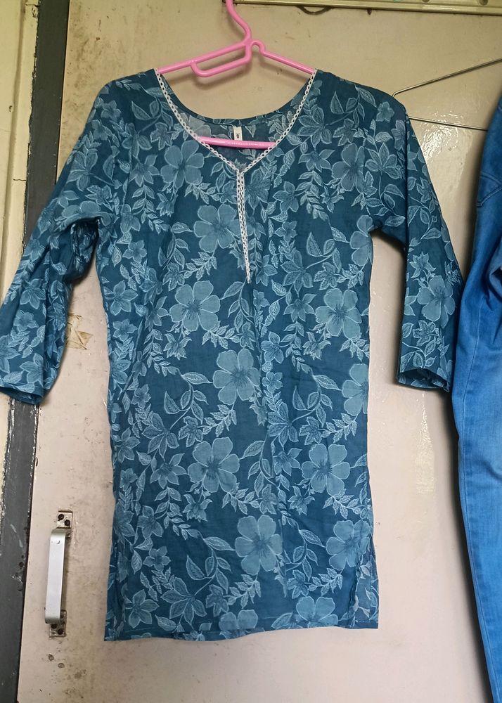 Floral Printed Short Blue Kurti