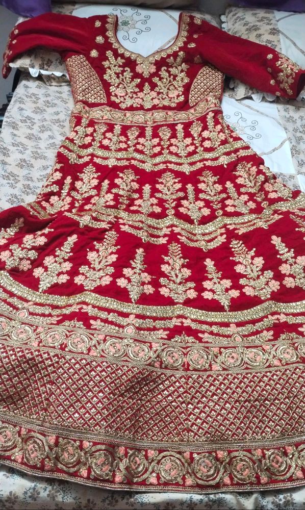 Very Beautiful Ethnic Gown ❤️