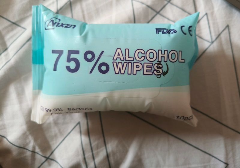 Alcohol Wipes - 10 Pieces