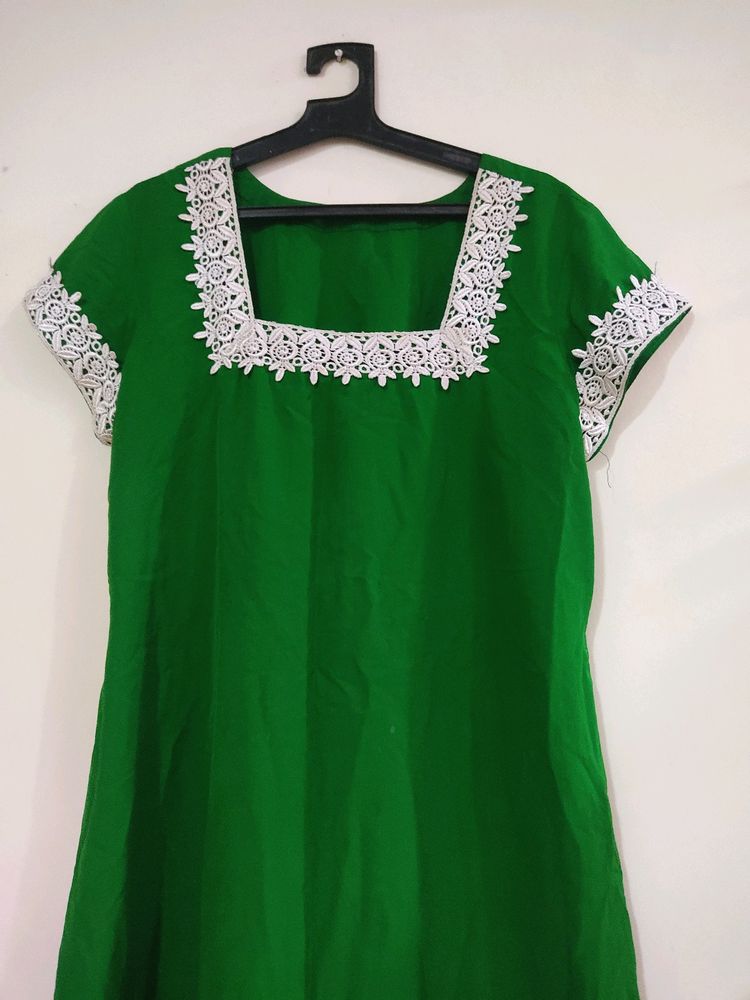 Beautiful Lace Work Kurti