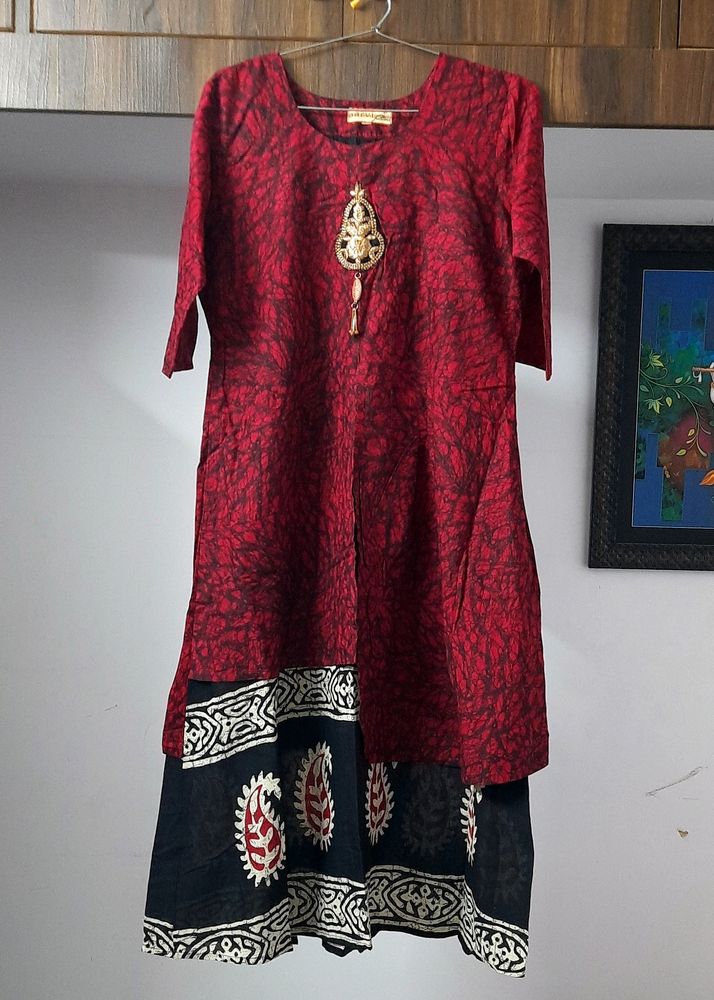 Aarvi Maroon Black Kurta