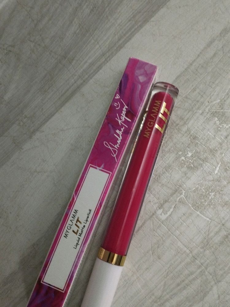 MyGlamm Lipstick