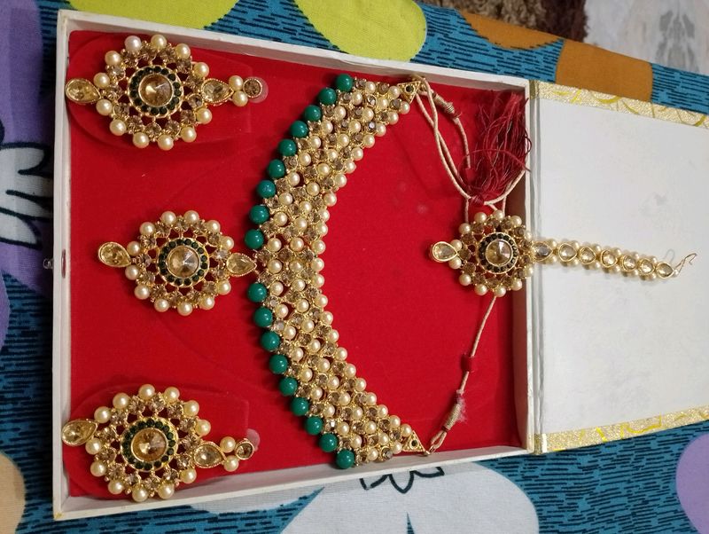 Kundan Necklace