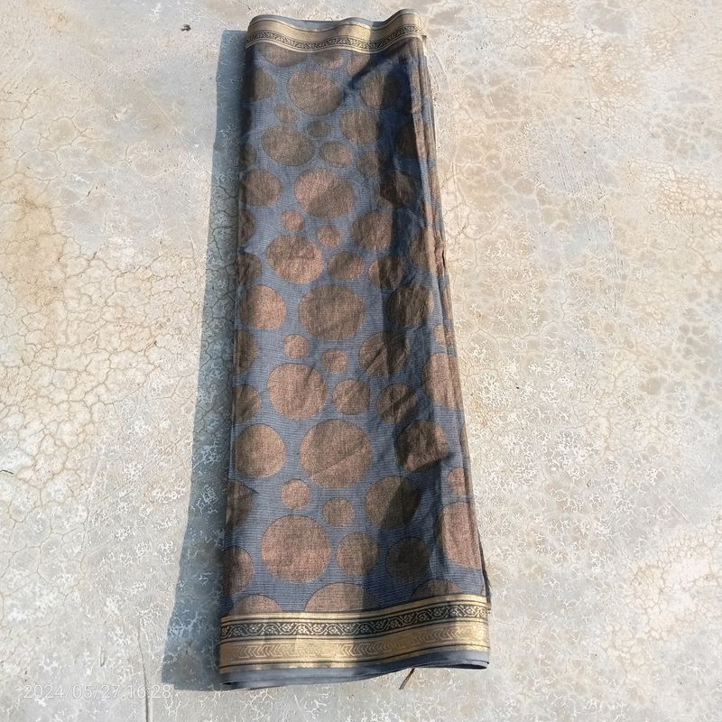 Gold Printed Cotton Saree