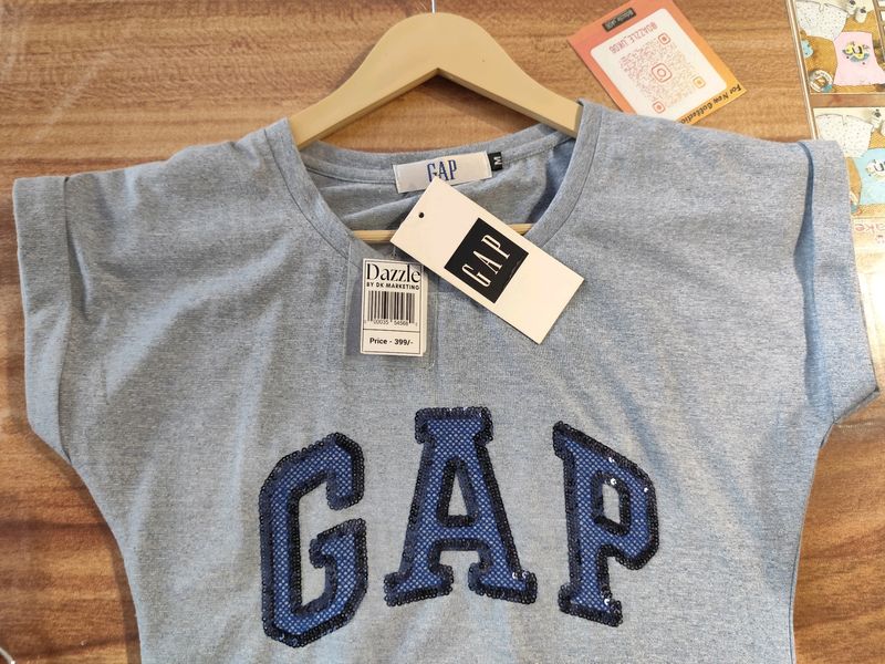 Discount On New Branded GAP Tshirt