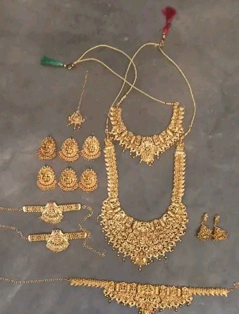 Golden Bridal Jewellery Set