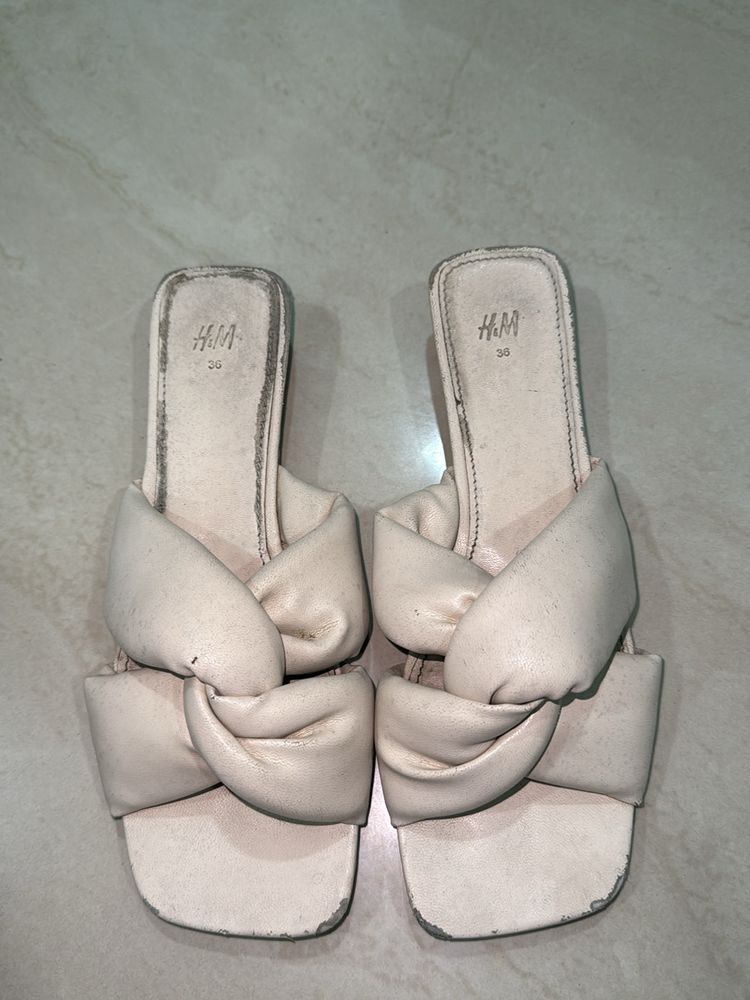 Used But Loved H&M Offwhite Sandal