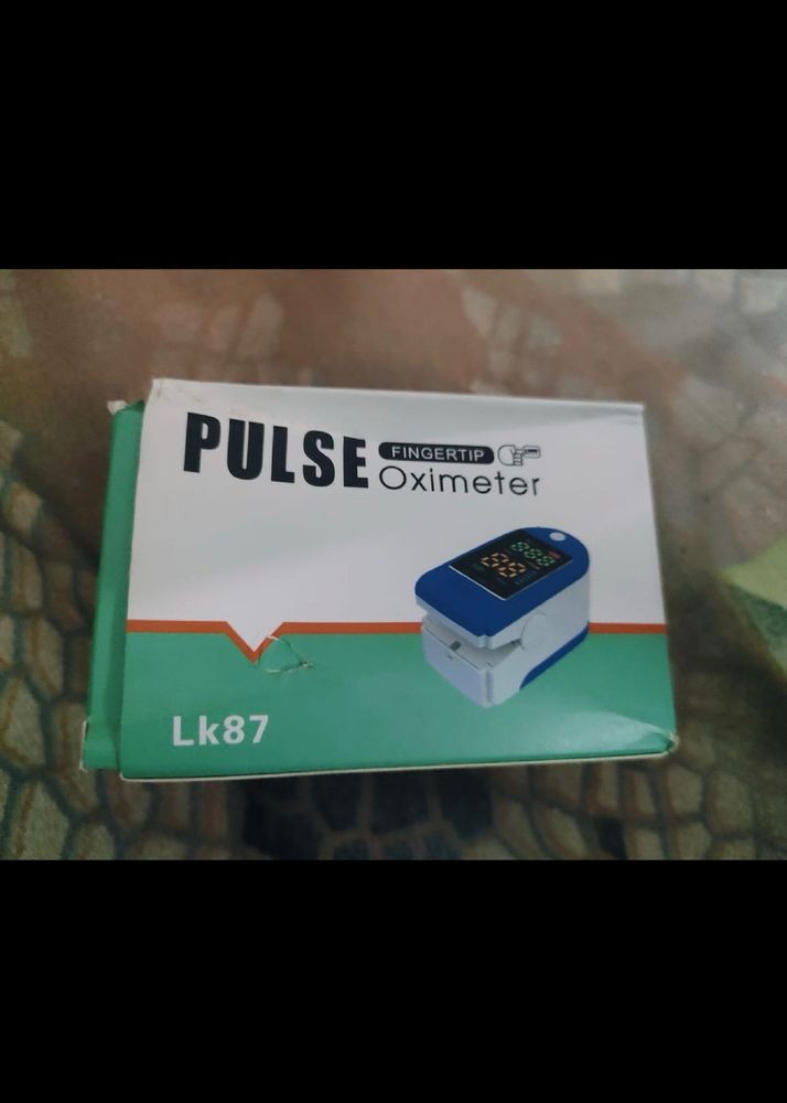 Pulse Oximeter (buy 1 Get One Free)