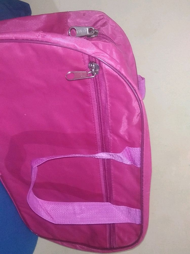 Travel Bag Pink Colour