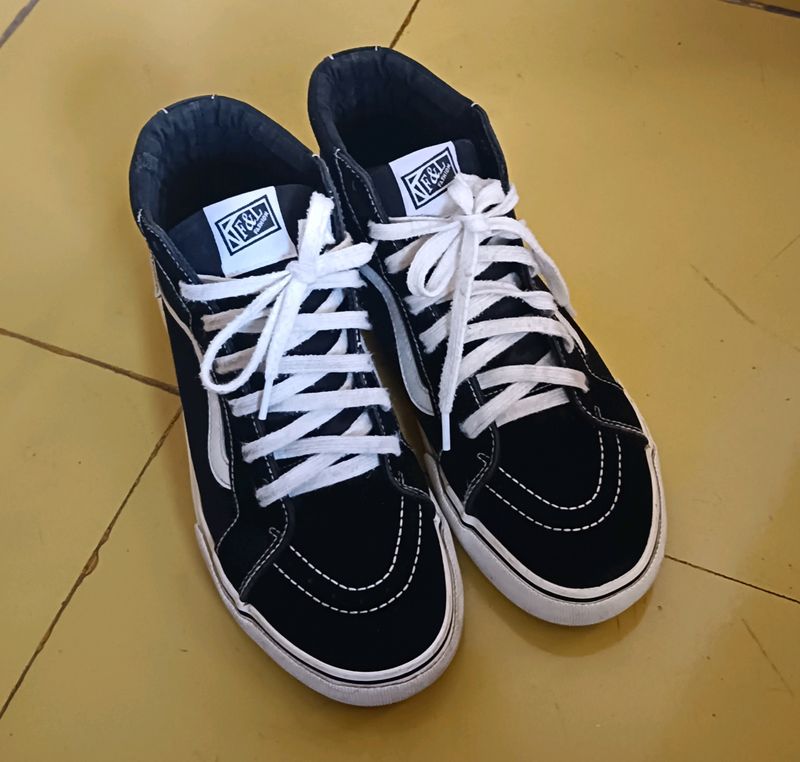 Vans Canvas Black & White Shoes