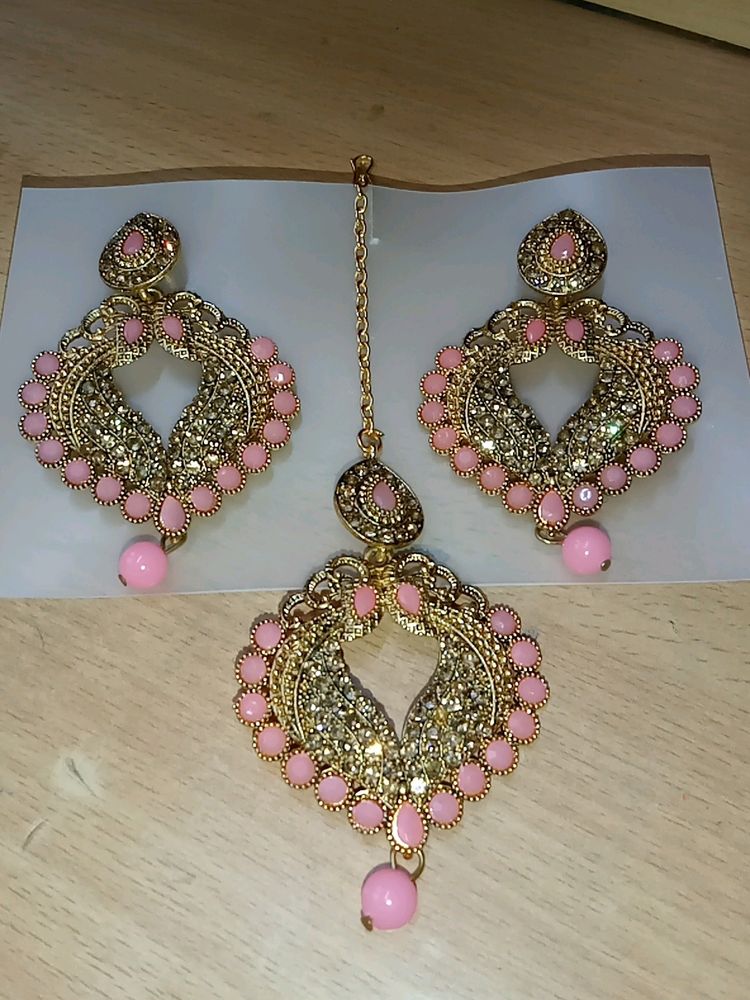 Earrings With Mangtika