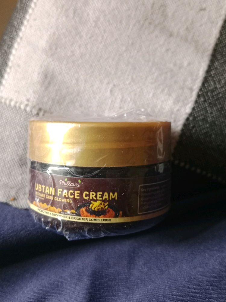 Phillauri Ubtan Face Cream