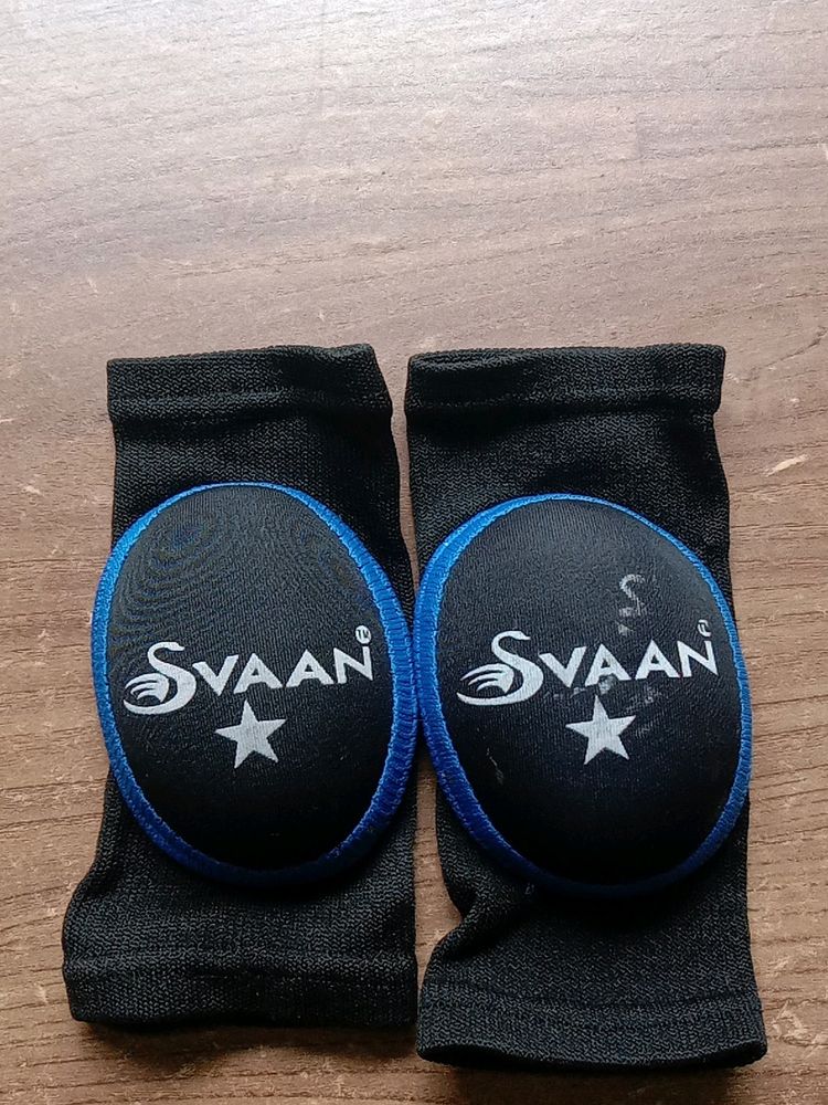 Svaan Padded Elbow Support