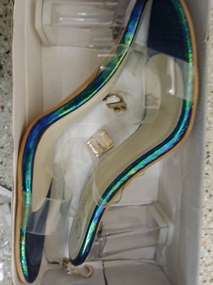 Glass Heel