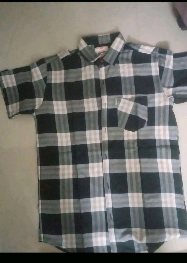 Men Check Shirt