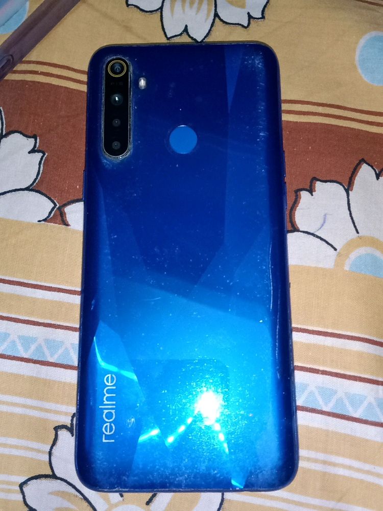 Realme 5