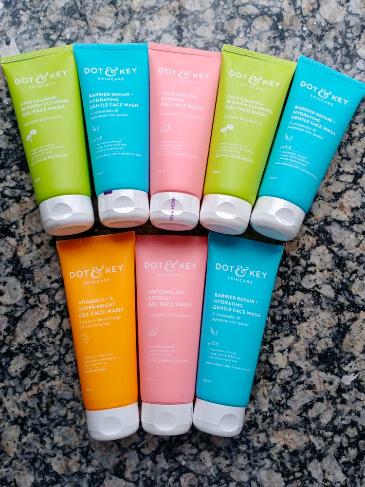 Dot & Key Face Wash