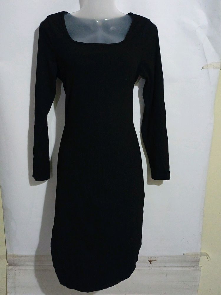 BEAUTIFUL MIDI BLACK DRESS