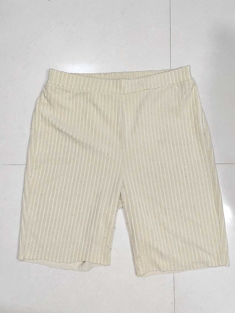 STREET9 Beige Shorts