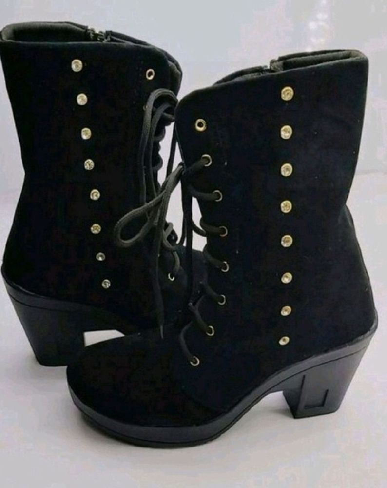 Black Stylish Women's Boots