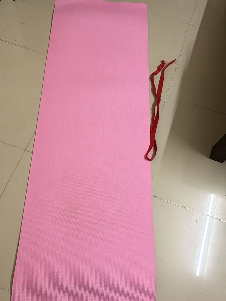 New Yoga Mats (Fitness Mantra 6mm)